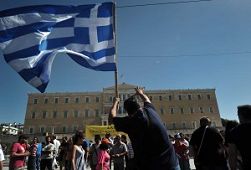 Grecia aiuti Troika